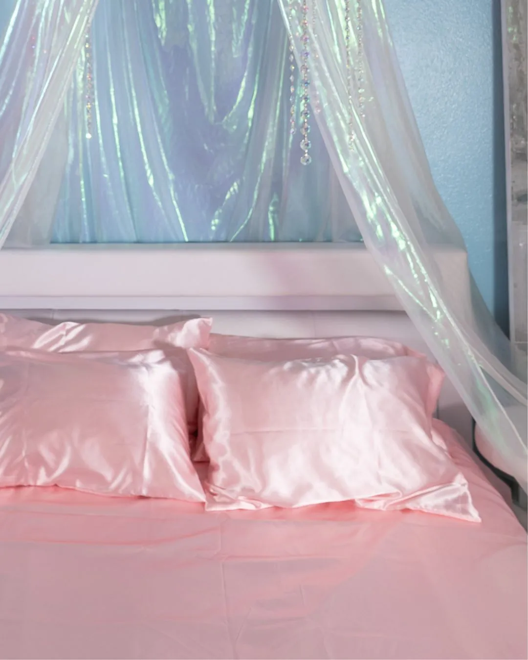 Alessia Pink Satin Sheets