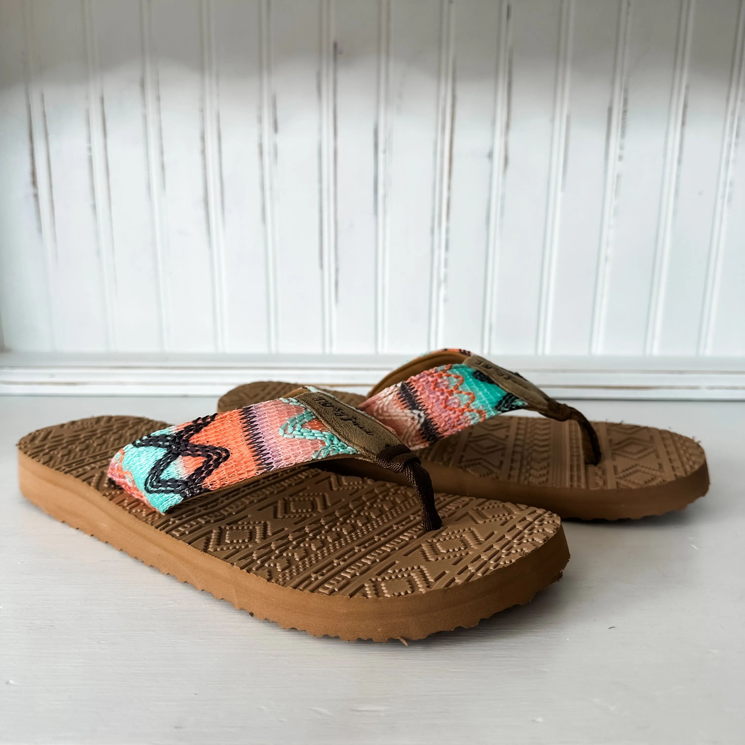 Azteca Flip Flops - Light Pink