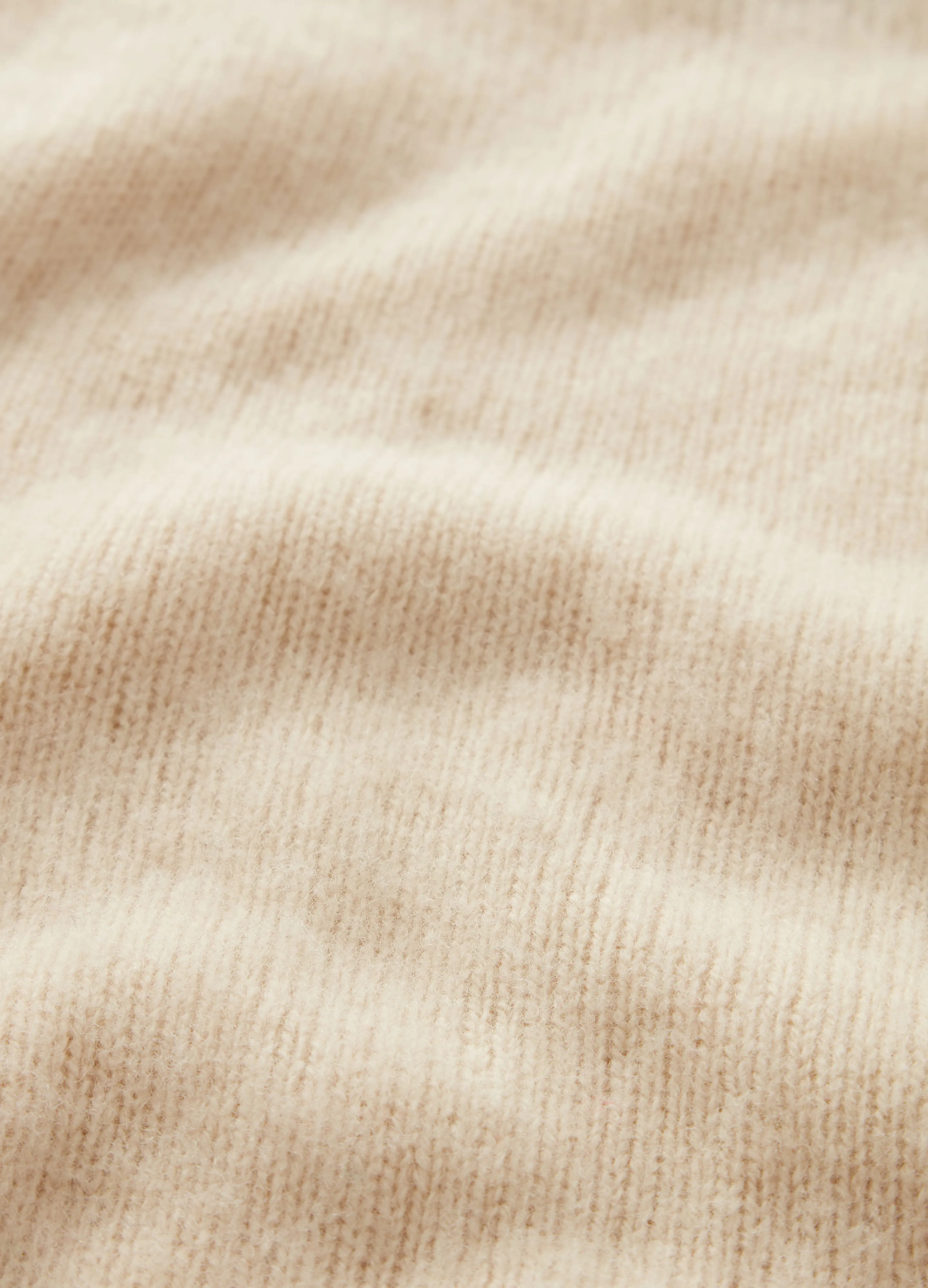 Bosse Shaggy Roll Neck - Cream