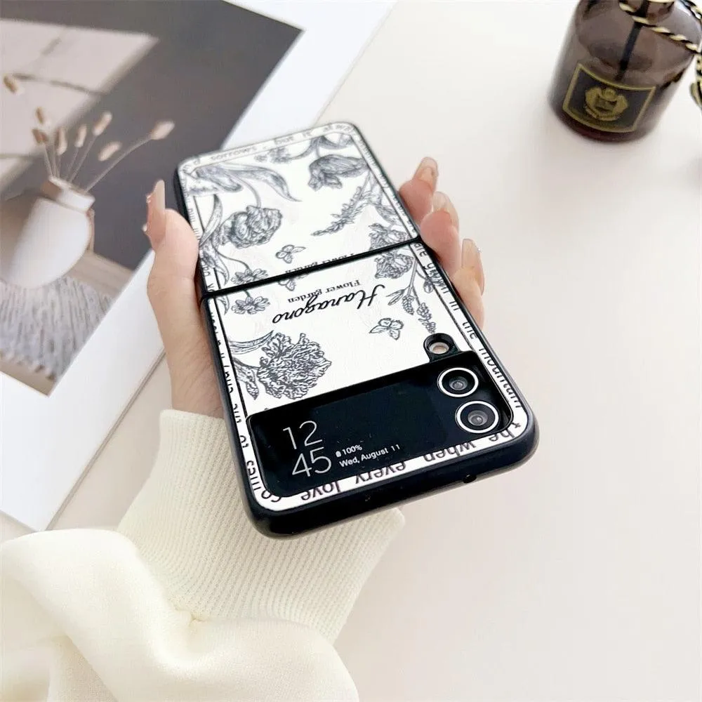 Flower Butterfly Design Cute Phone Case: PC Cover for Galaxy Z Flip 3/4 Clamshell