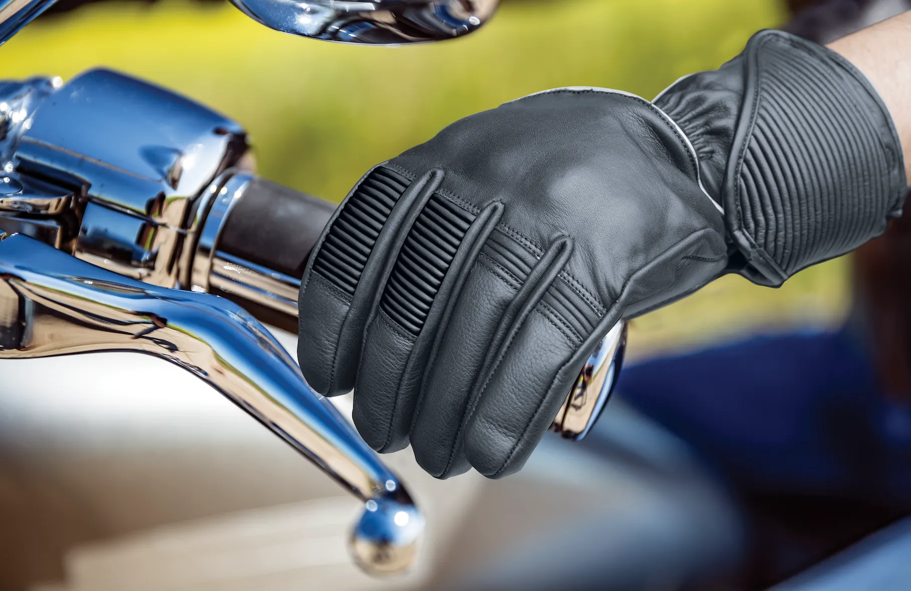 NEO MOTORCYCLE HEATED GLOVES WITH HEAT ADJUSTMENT