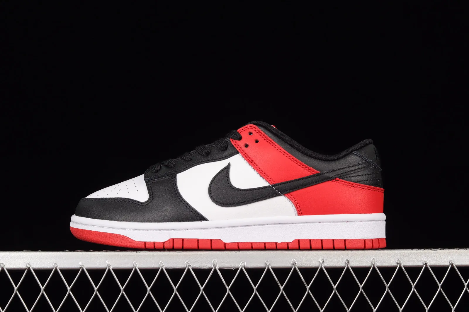 Nike SB Dunk Low White Black Red DO7412-221