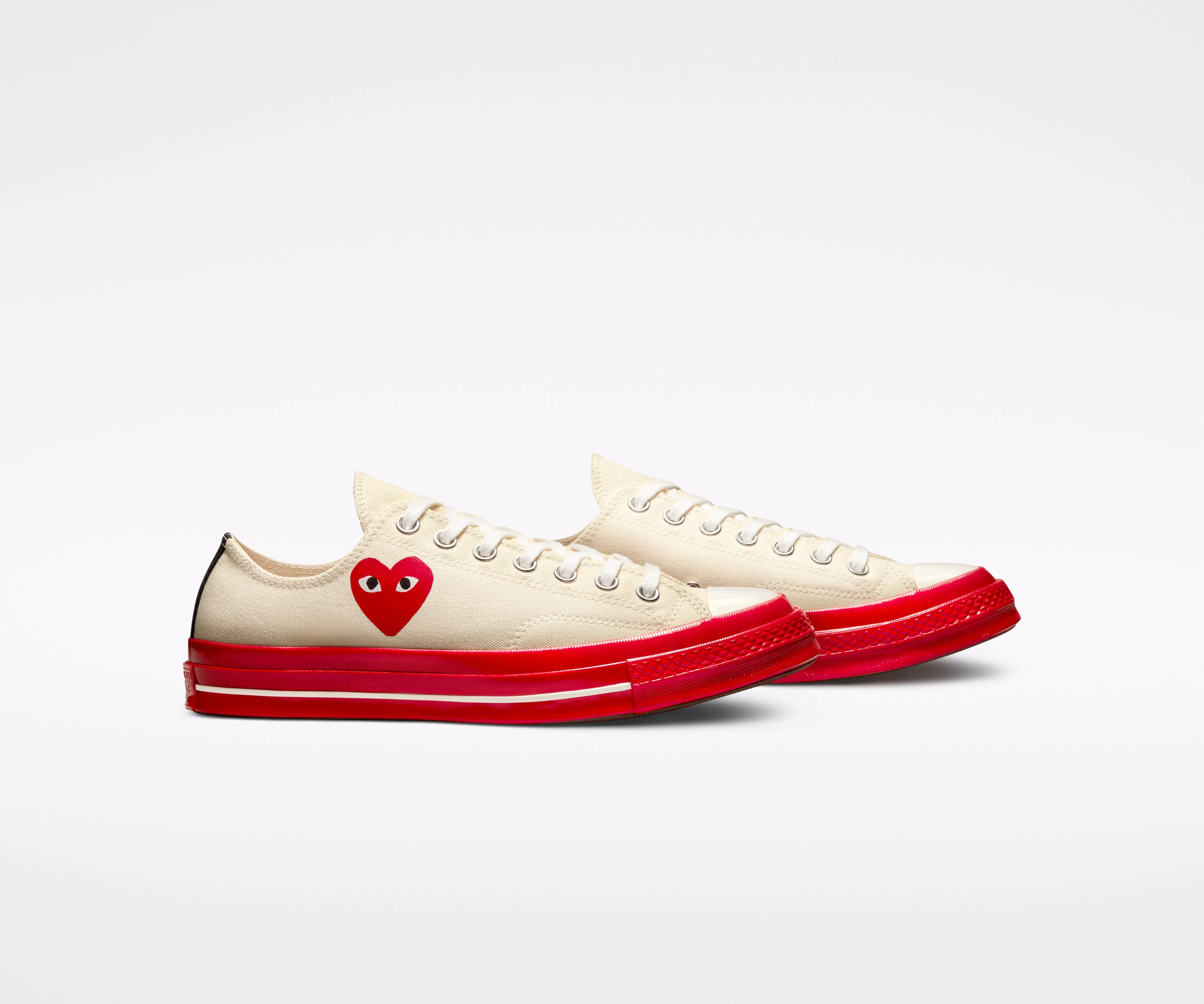 Play Comme des Garons x Converse Red Heart Chuck Taylor All Star '70 Low (White)