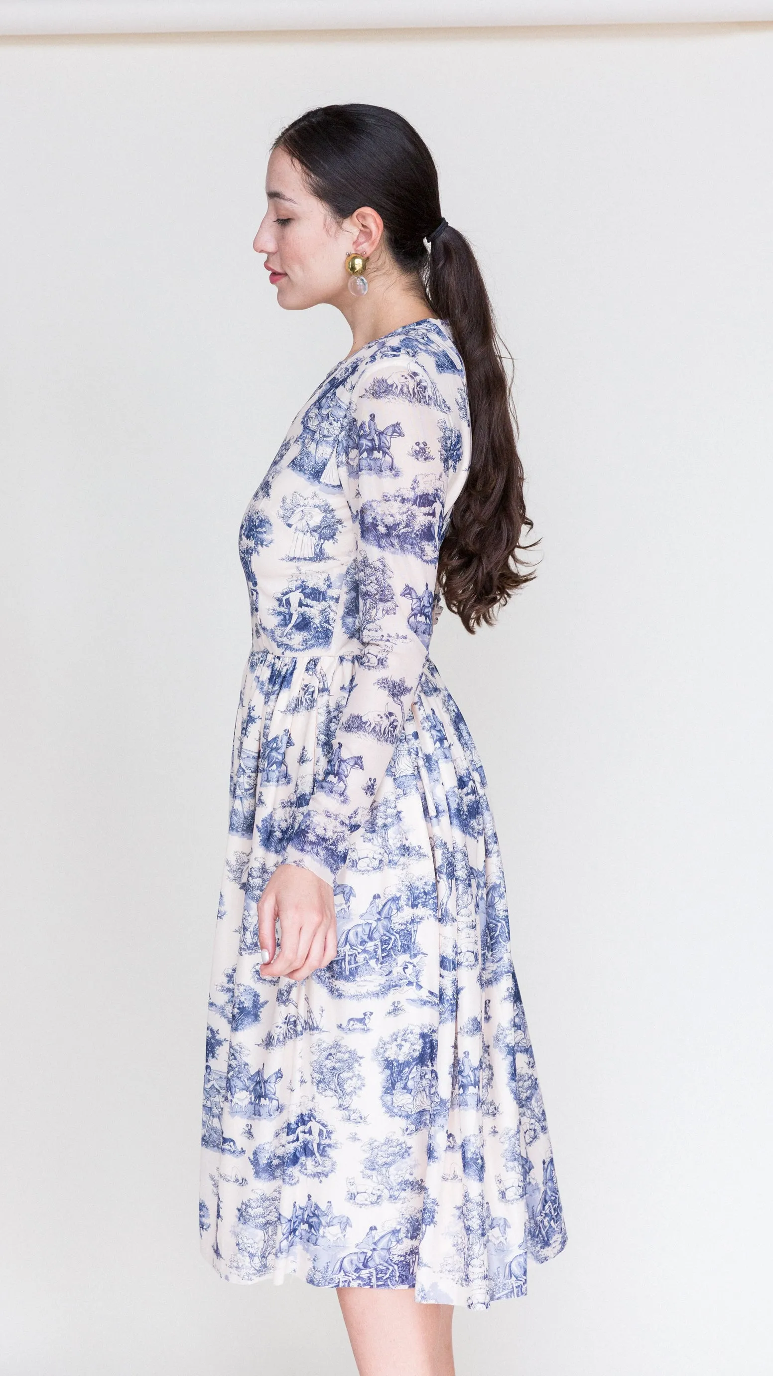 Van Long Sleeve Midi Dress in Manhunt Toile