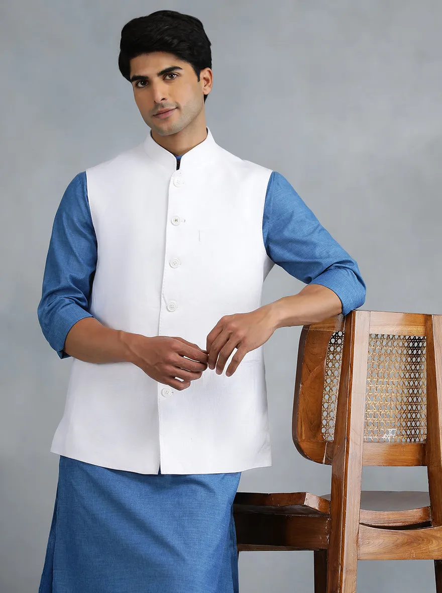 White Solid Regular Fit Modi Jacket | JadeBlue