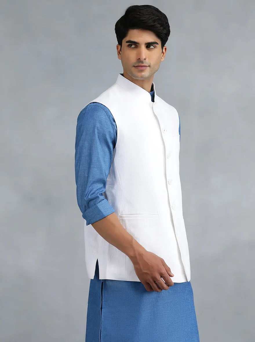 White Solid Regular Fit Modi Jacket | JadeBlue