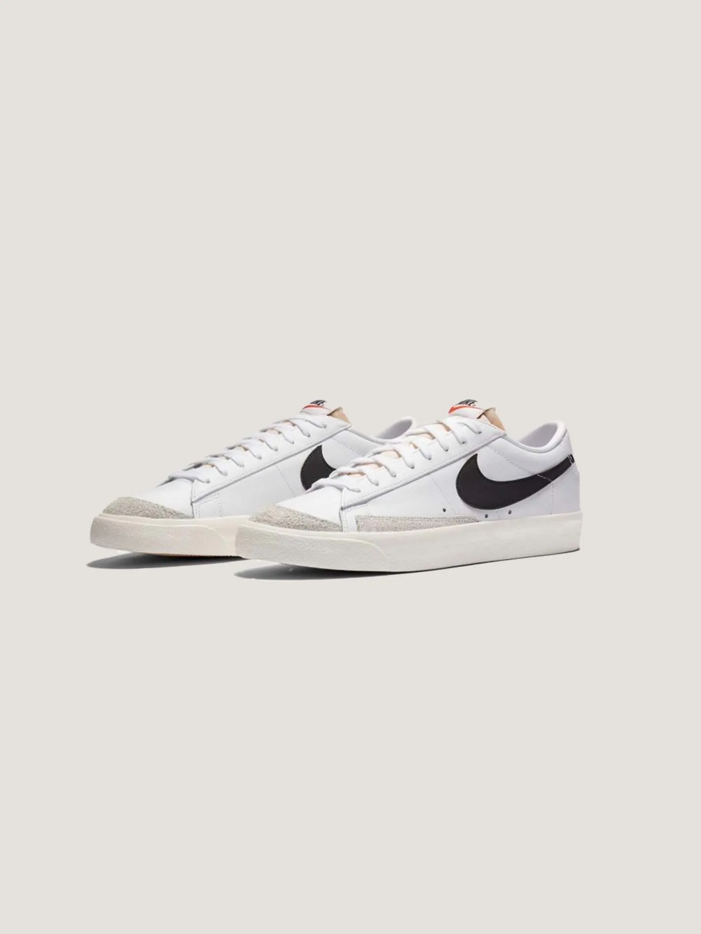 ZAPATILLA NIKE HOMBRE BLAZER LOW '77 VNTG